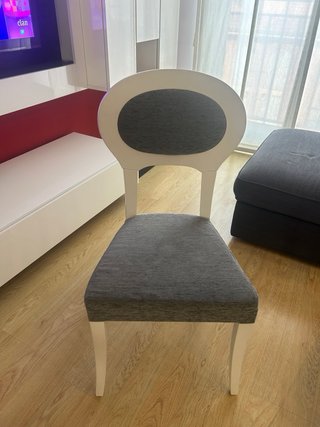 Juego de mesa extensible con 4 sillas