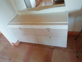 Mueble tocador 4 cajones y espejo