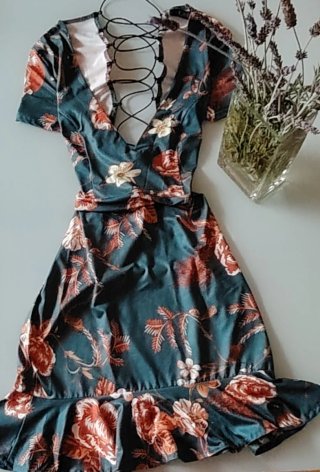 Vestido CBR estampado M escote espalda