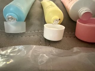 Pack Belleza: Rodillo Facial y Cremas