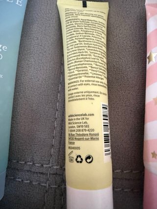 Pack Belleza: Rodillo Facial y Cremas