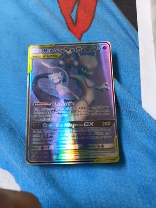 Carta Pokémon Mewtwo & Mew GX 270 HP
