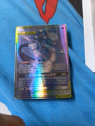 Carta Pokémon Mewtwo & Mew GX 270 HP