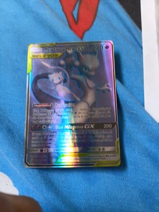 Carta Pokémon Mewtwo & Mew GX 270 HP
