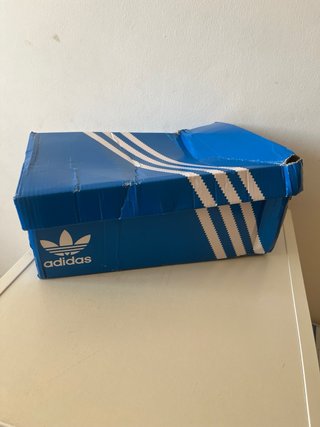 Zapatillas Adidas Campus Grises y Blancas Unisex