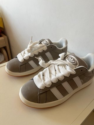 Zapatillas Adidas Campus Grises y Blancas Unisex