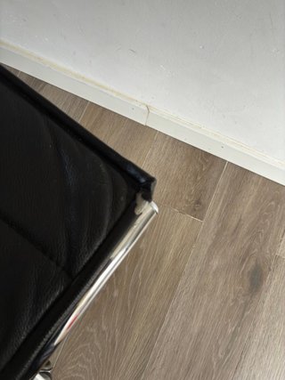 Silla de Oficina Ejecutiva Negra