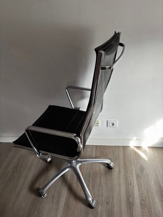Silla de Oficina Ejecutiva Negra