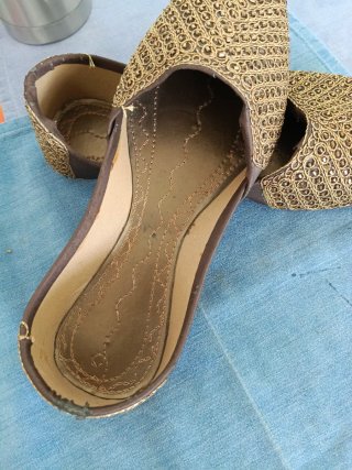 Zapatos Punjabi Juttis Dorados Artesanales