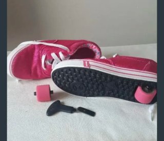 Zapatillas Heelys niña rosas con ruedas
