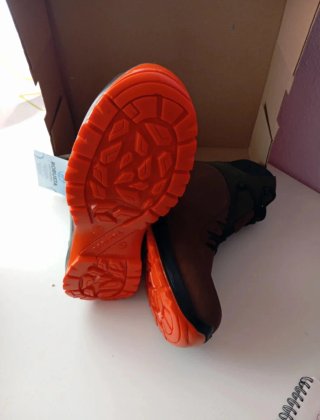 Bota de seguridad ARPON 200J