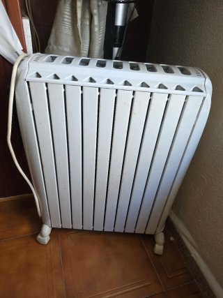 Radiador bajo consumo con ruedas