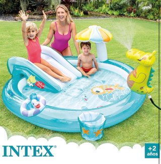 Piscina hinchable infantil con tobogán