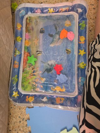 Alfombra de agua sensorial para bebés