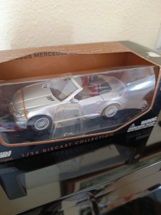 Maqueta Mercedes-Benz 2005 1/24