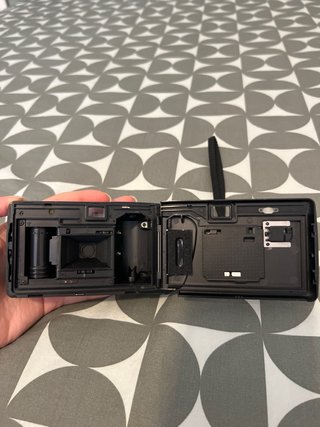 Minolta Riva 35 Cámara Analógica Negra