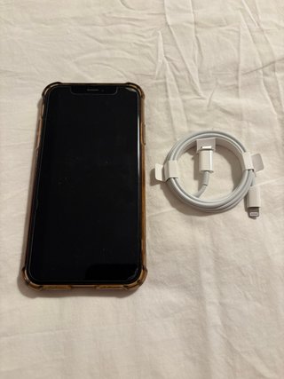 iPhone XR Negro + Funda Transparente