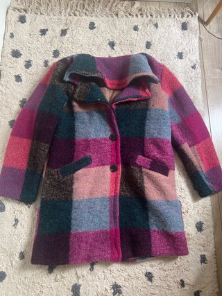 Abrigo cuadros rosa y morado