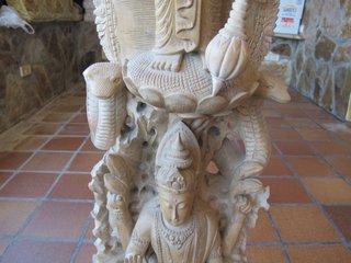 Escultura Madera Raíz Figura Religiosa