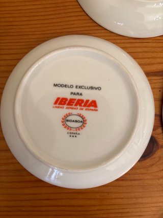 Platos/Ceniceros Iberia porcelana Santa Clara