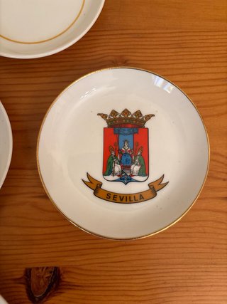 Platos/Ceniceros Iberia porcelana Santa Clara