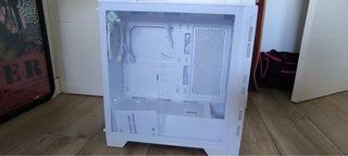 Torre MSI MAG Forge 320R Airflow Blanca
