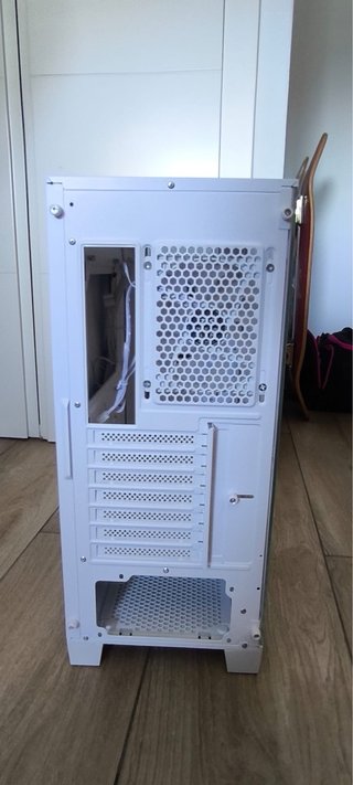 Torre MSI MAG Forge 320R Airflow Blanca