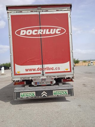 Camión de carga IVECO STRALIS 2006