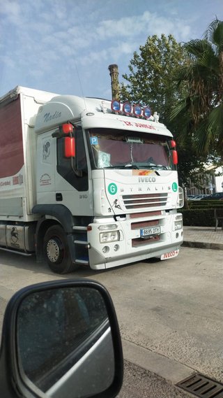 Camión de carga IVECO STRALIS 2006