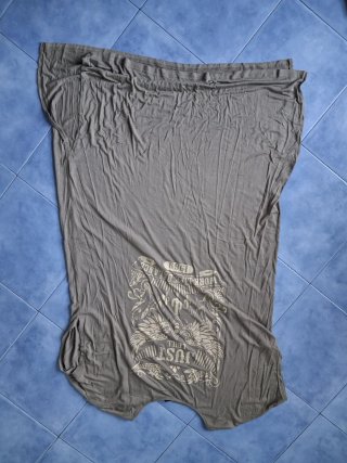 Lote 9 prendas: camisetas, camisón, americana