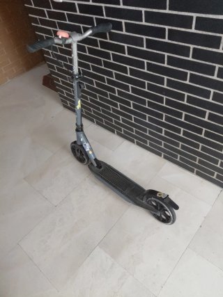 Patinete Teach Team City 200 plegable y con freno