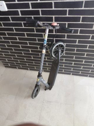 Patinete Teach Team City 200 plegable y con freno