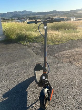 Patinete Eléctrico Cecotec Bongo
