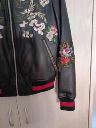 Cazadora Polipiel Bordada Softy Outerwear Talla S