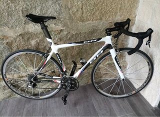 Bicicleta BH Carbono SRAM Force