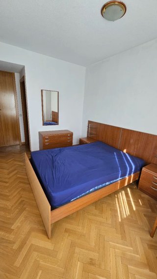 Cama matrimonial madera y cabecero + 2 mesillas