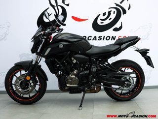YAMAHA MT-07 ¿A2?