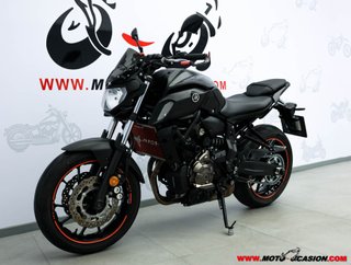 YAMAHA MT-07 ¿A2?