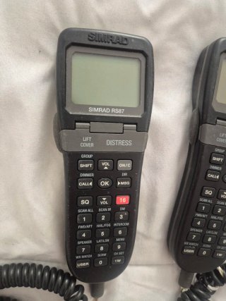 2 Microteléfonos Simrad RS87