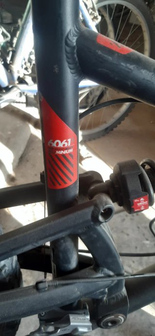 Bicicleta Btwin rockrider 520 S usada. óptima