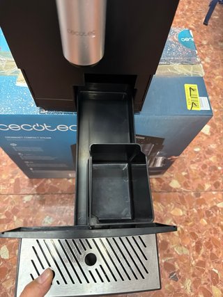 Cafetera Cecotec Compacta Cremmaet superautomatica