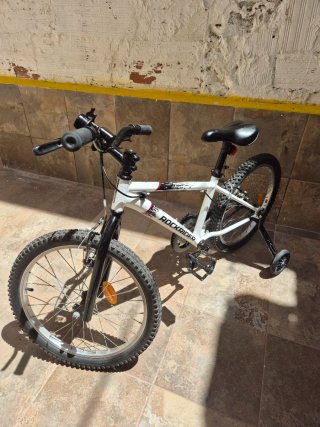 Bicicleta infantil Rockrider ST 100