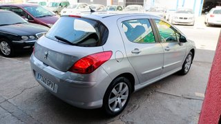 Peugeot 308 Premium 1.6 HDI 110 FAP