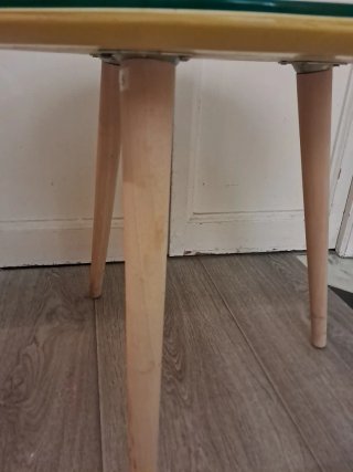 Mesa auxiliar redonda cristal y madera