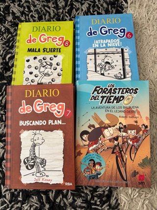 Libros juveniles variados en muy buen estado
