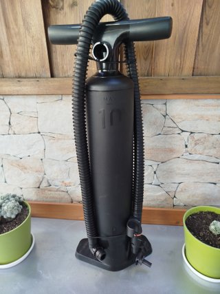 Bomba de aire Quechua 10 PSI