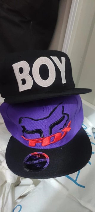 Gorra New Era YMCMB Negra y Gris