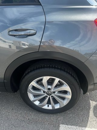 Volkswagen T-Roc 2023