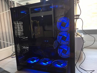 Caja Lian Li 011 DYNAMIC XL con ventiladores