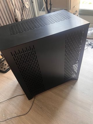 Caja Lian Li 011 DYNAMIC XL con ventiladores